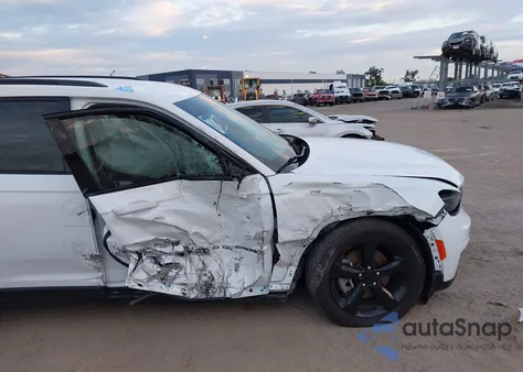 2024 Jeep Grand Cherokee Limited 4X2 z USA, uszkodzony, nr VIN 1C4RJJBG9R8509250